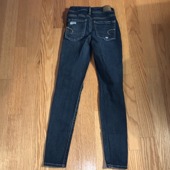 American Eagle Next Level Stretch Distressed Hi-Rise Jeggings 2 Regular - Picture 2 of 11